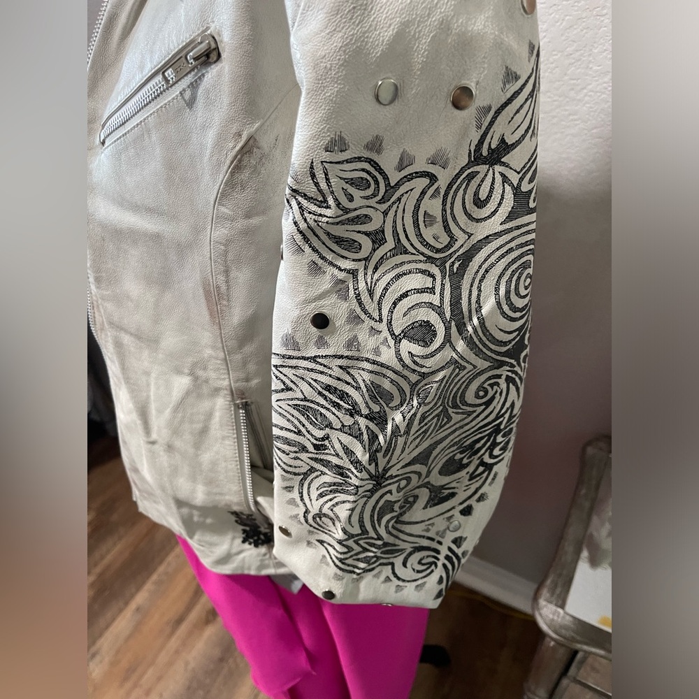 OOAK Rocker Leather Jacket Hand Painted - Picture 4 of 16